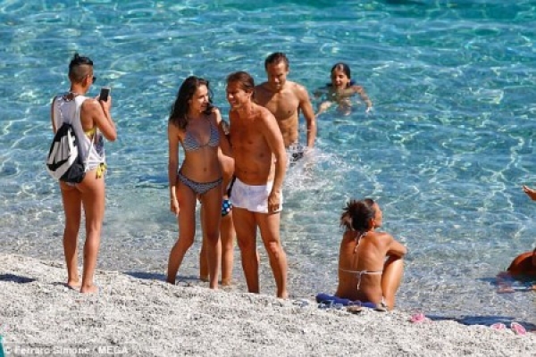 Անտոնիո Կոնտեն նախանձելի հանգիստ է անցկացնում (լուսանկարներ)