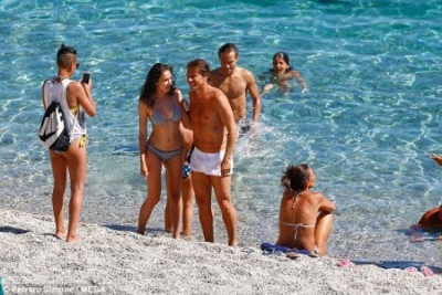 Անտոնիո Կոնտեն նախանձելի հանգիստ է անցկացնում (լուսանկարներ)